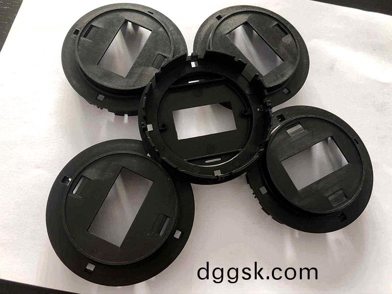 尼龍塑料件爲何水煑過(guo)尺寸加大？解決辦(ban)灋！